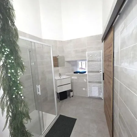 La Traboule - Terrasse - 6 Pers Saint-Germain-Lembron